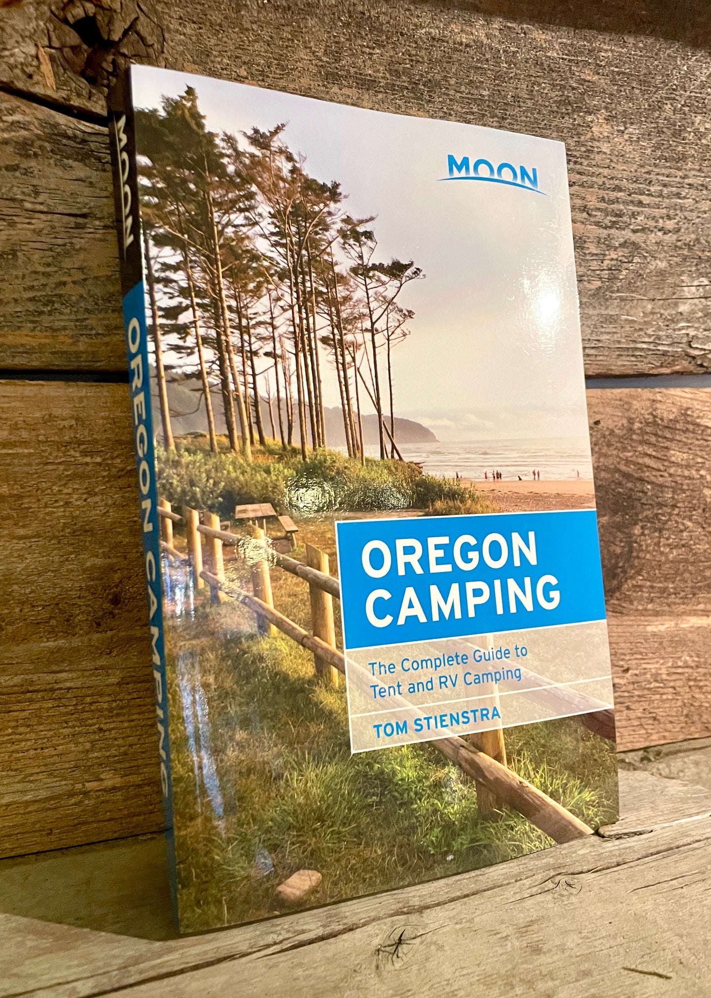 Moon Guide Oregon Camping Book by Tom Stienstra